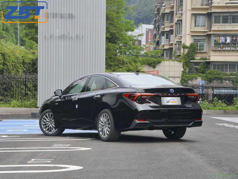 Toyota Avalon Gasoline Sedan