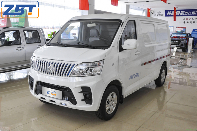 Changan RuiXing EM60 Electric Van