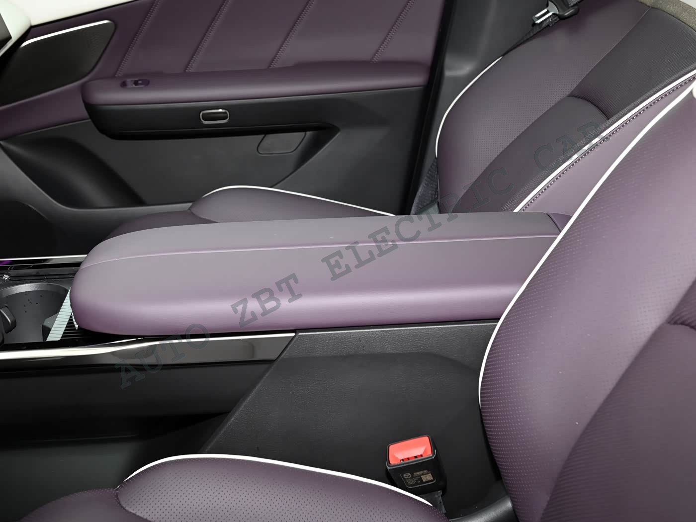 Mazda EZ60 - B64