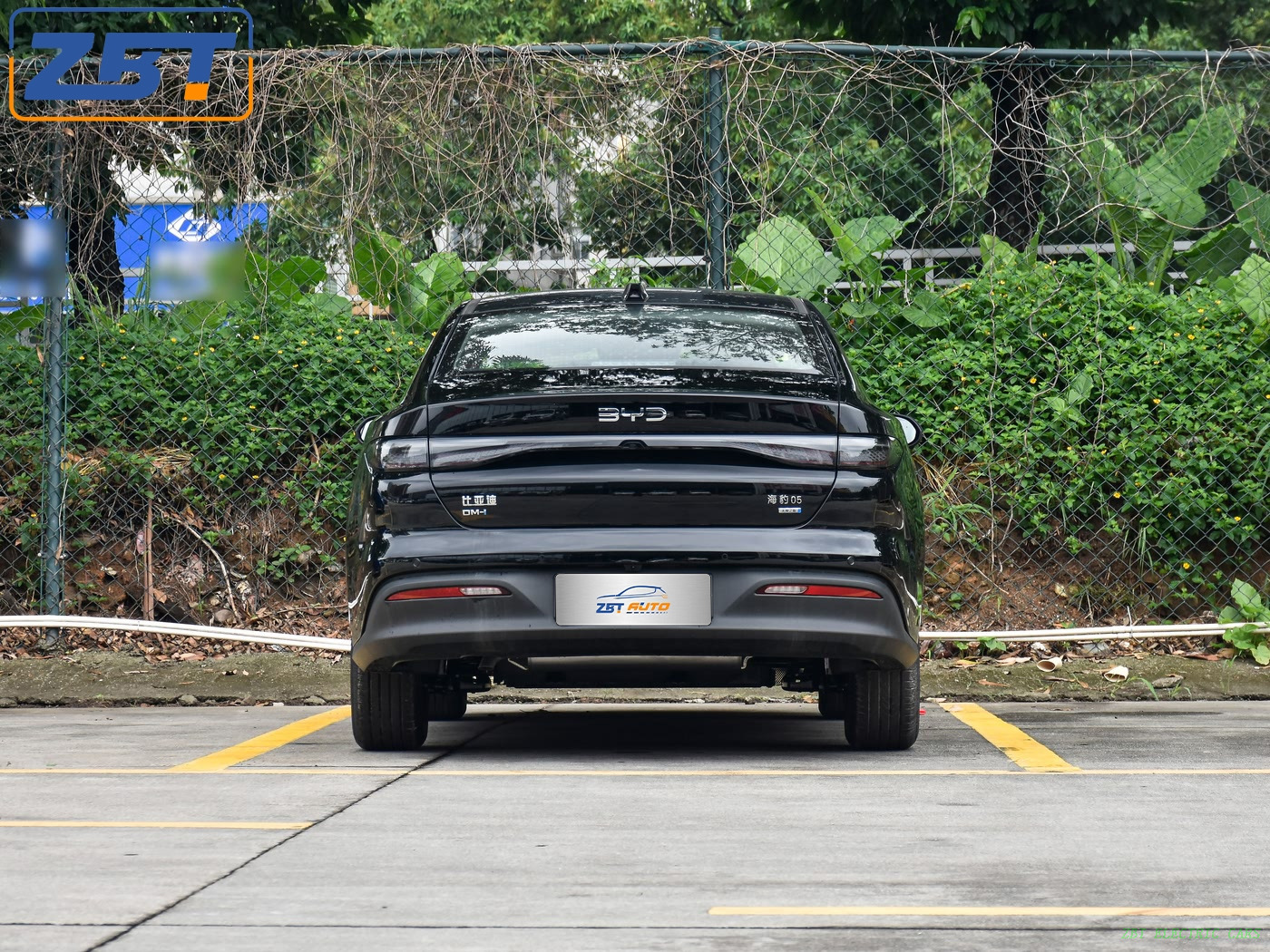 BYD Seal 05 DM-i New Energy Electric Sedan Electric Car USD $12599.00 - $12,999.00/