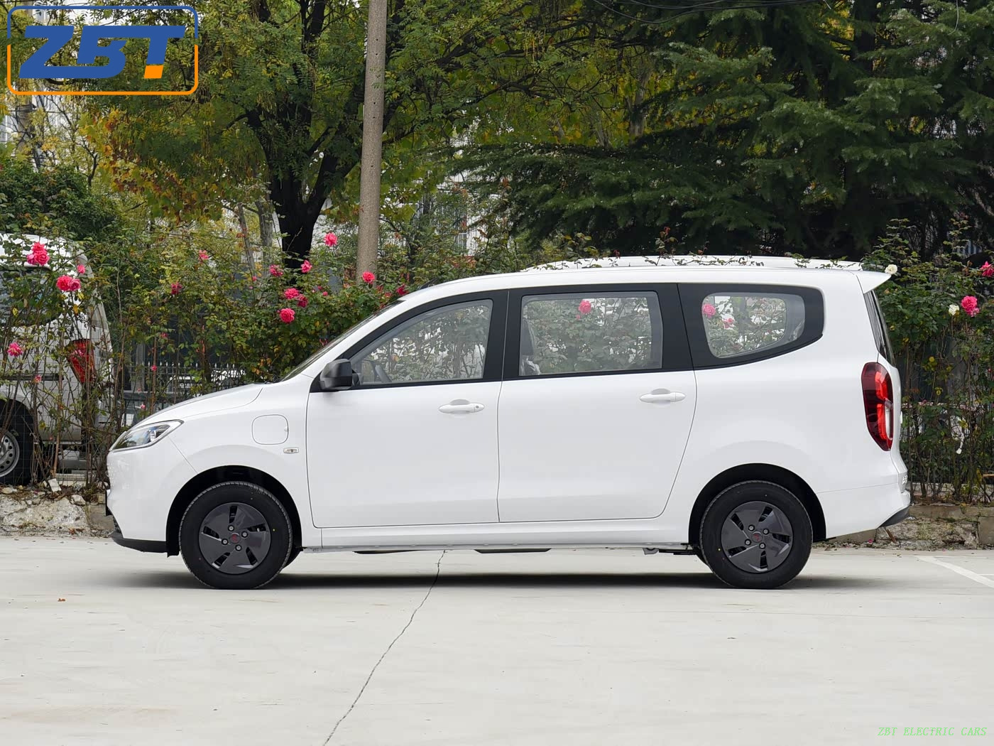 Wuling Hongguang EV Gasoline-Powered Small Passenger Car Fuel Vehicle US $11799.00 - 11999.00/