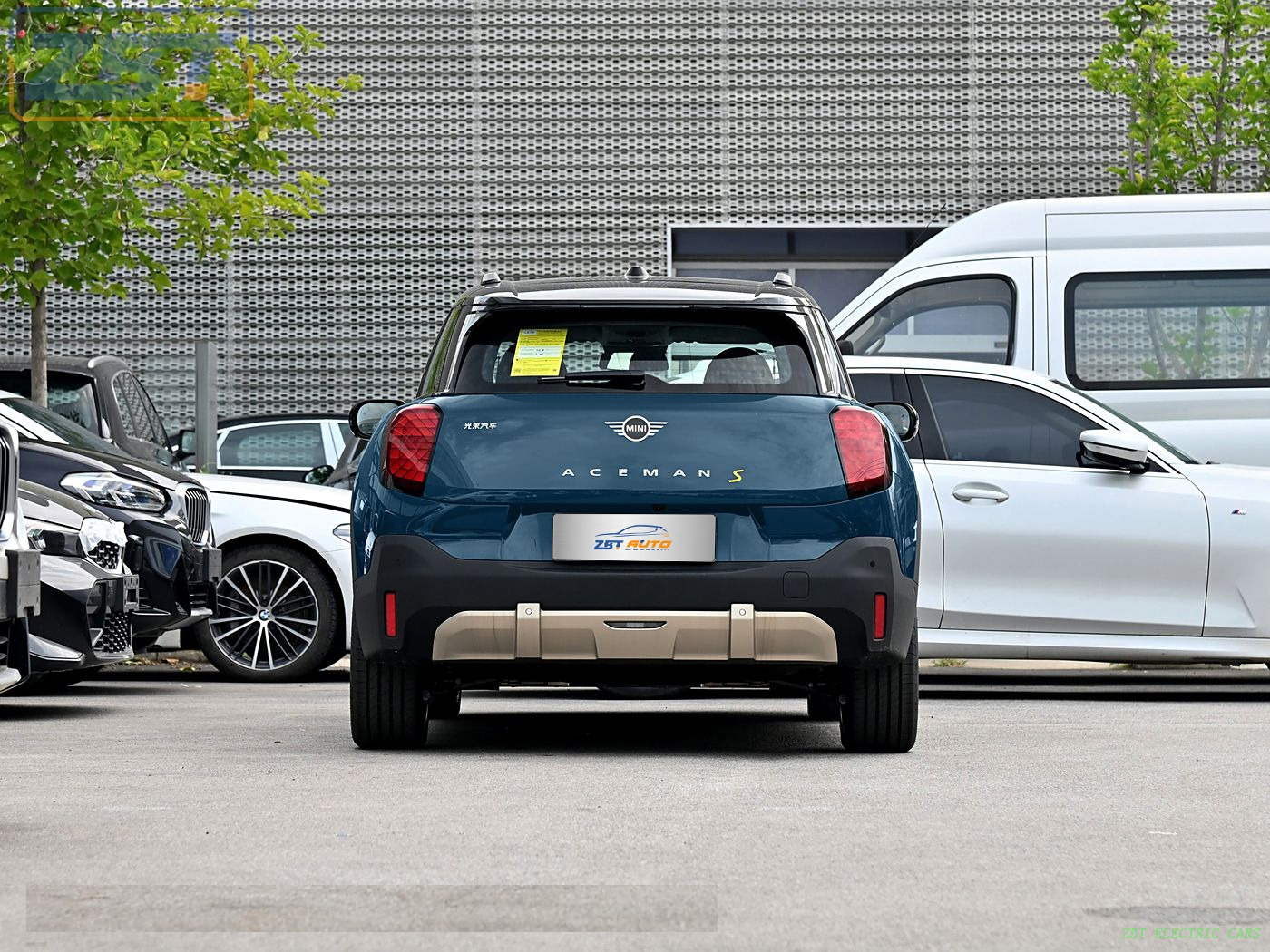 Electric MINI New Energy Electric Sedan Electric Car USD $32599.00 - $32999.00/