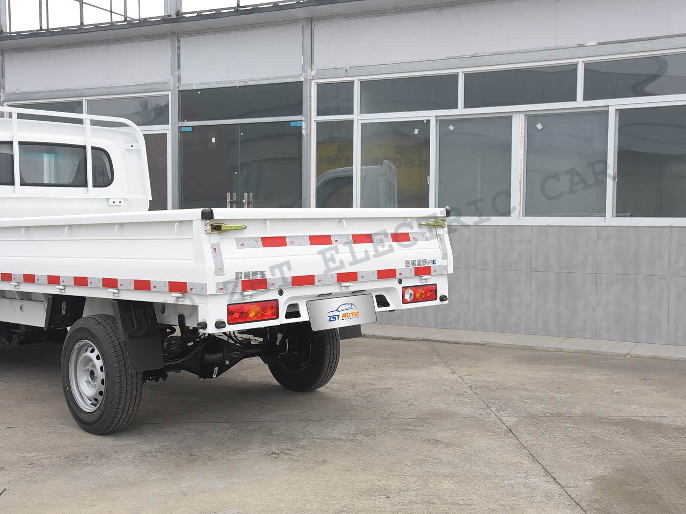 Geely Yuancheng F1E - W28