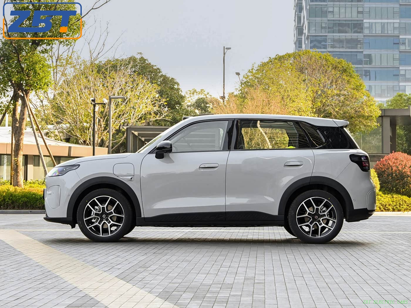 LINPAO A10 Gasoline-Powered SUV Fuel Vehicle US $9799.00 - 9999.00/