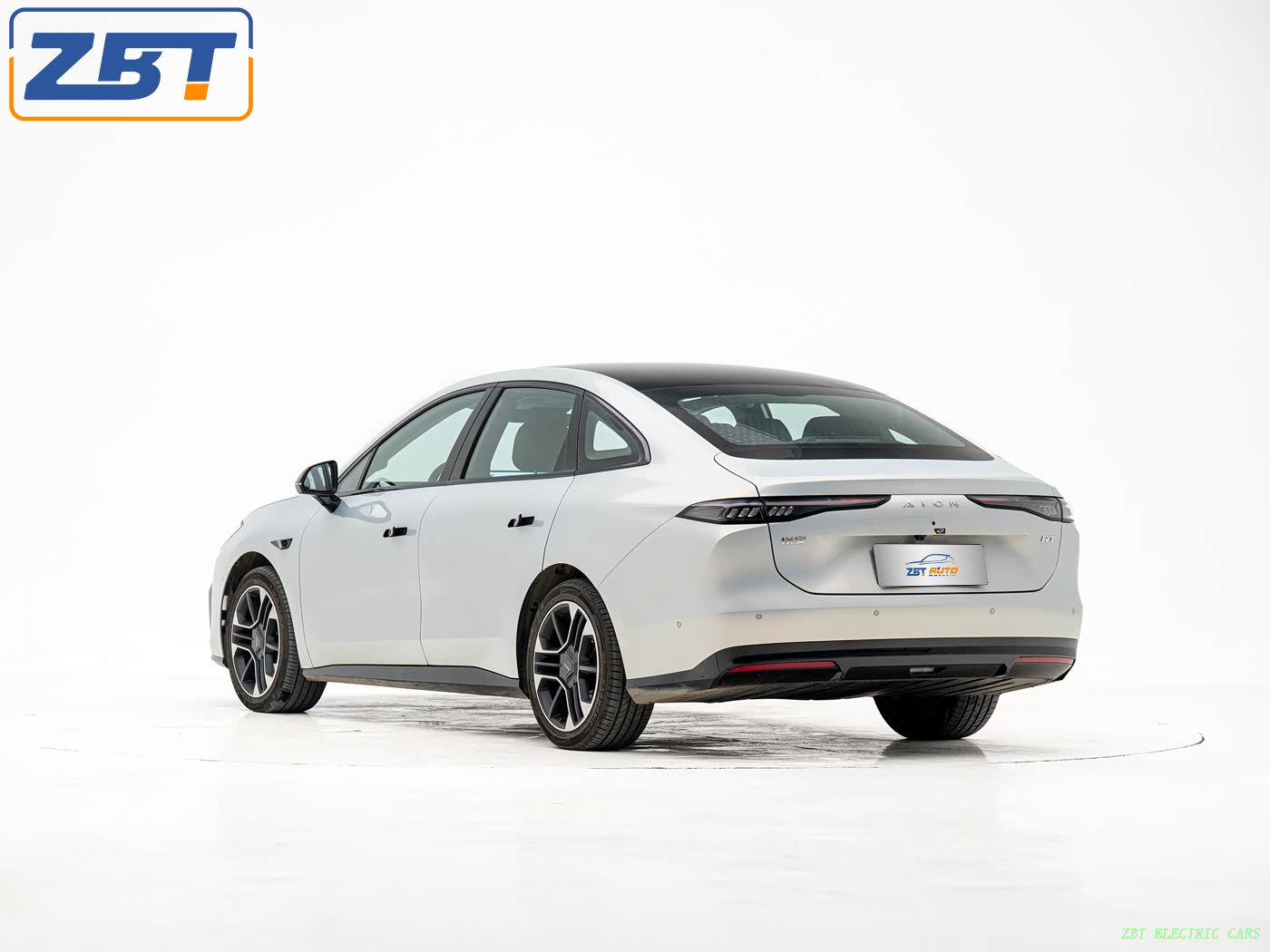 AION RT Gasoline-Powered SUV Fuel Vehicle US $16599.00 - 16999.00/