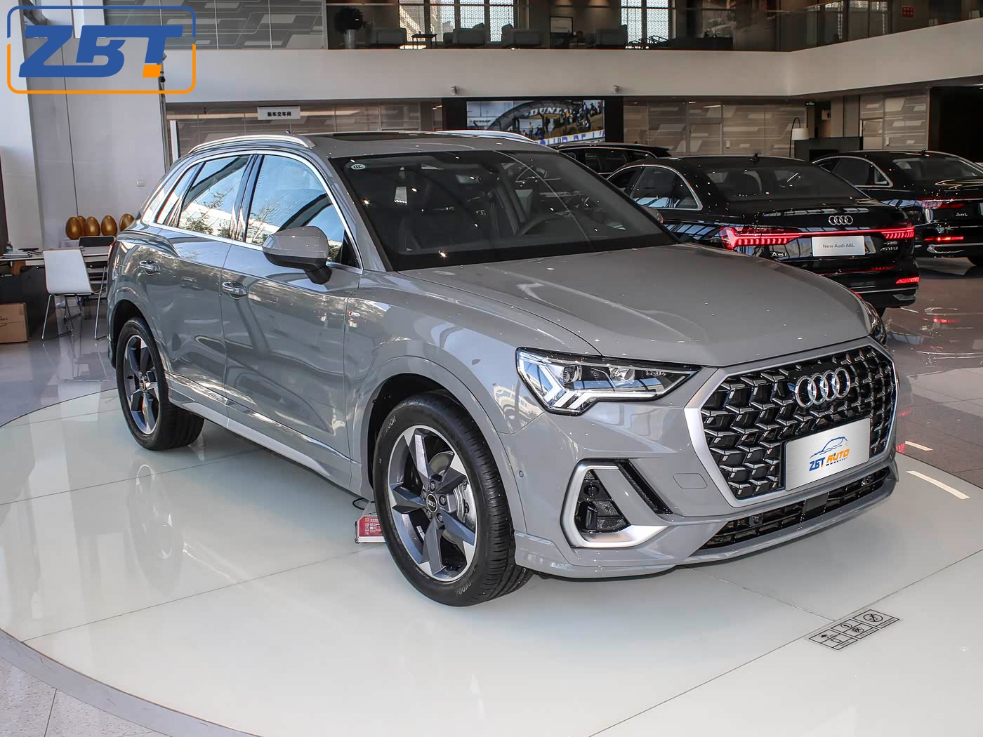 Audi Q3-AS03