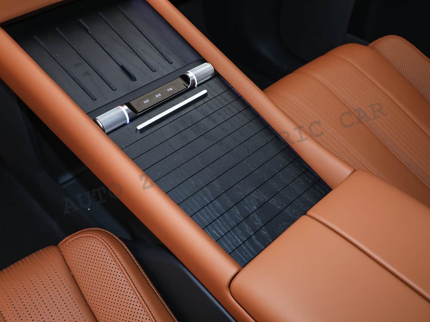 AUDI EX7 - B60