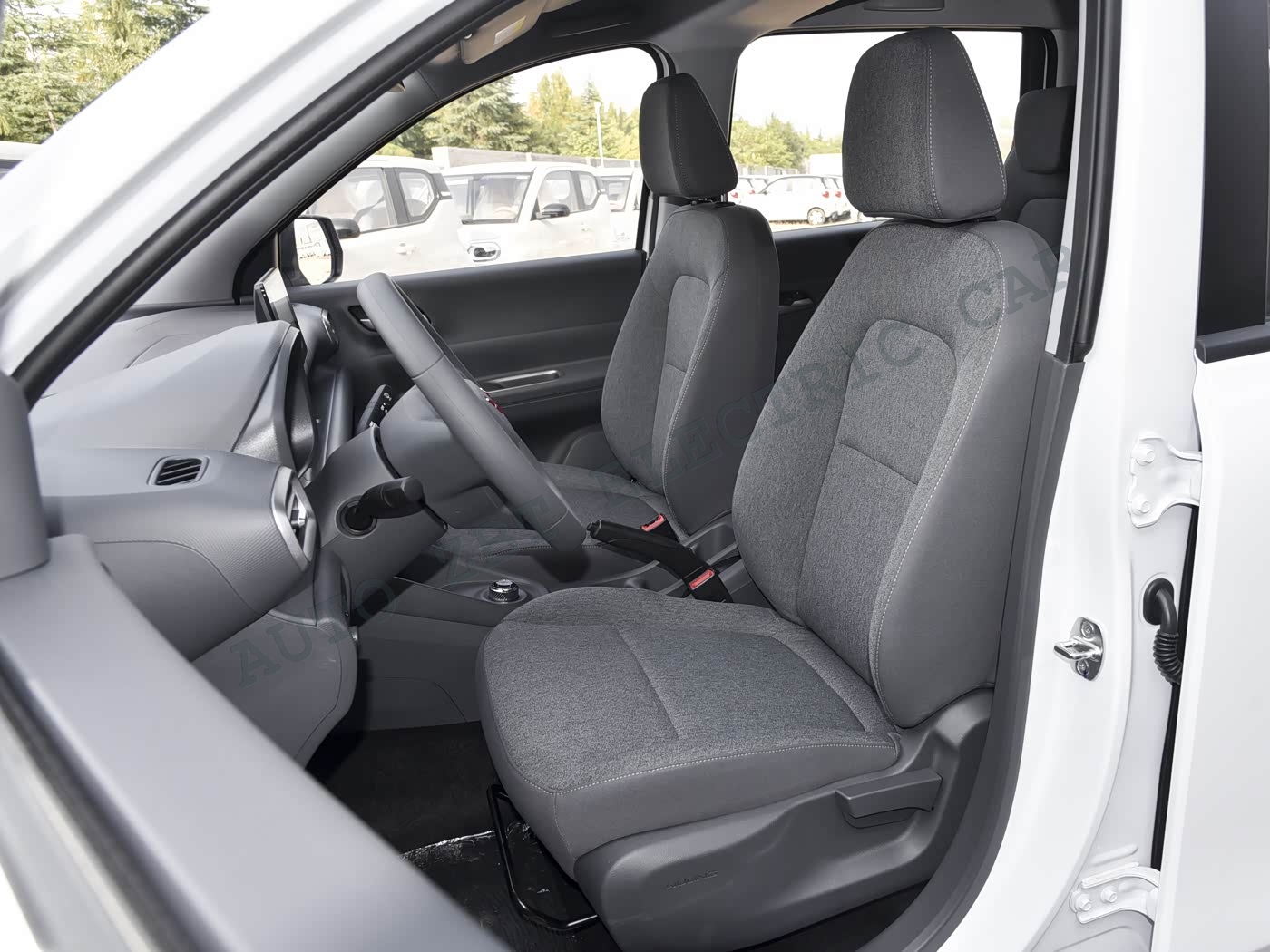 Wuling Hongguang - W52