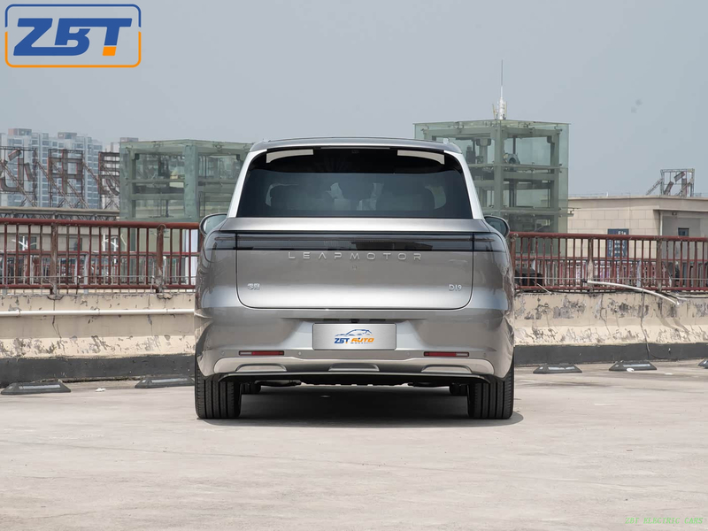 LINPAO D19 Gasoline-Powered SUV Fuel Vehicle US $29799.00 - 29999.00/