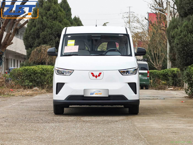 Wuling Yangguang Gasoline-Powered Small Passenger Car Fuel Vehicle US $19799.00 - 19999.00/