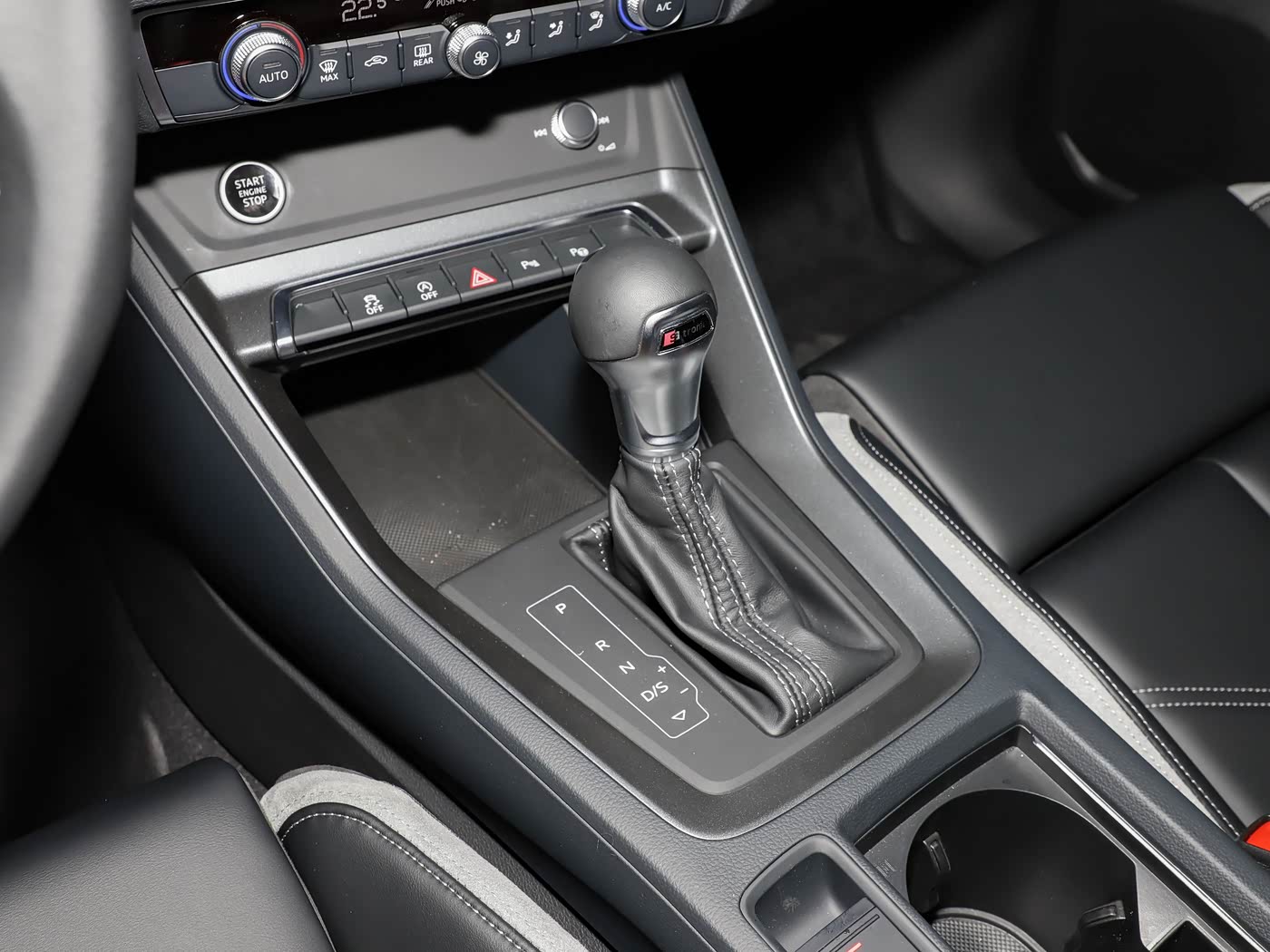 Audi Q3-B19