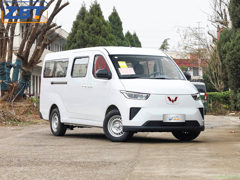 Wuling Yangguang Gasoline-Powered Small Passenger Car Fuel Vehicle US $19799.00 - 19999.00/