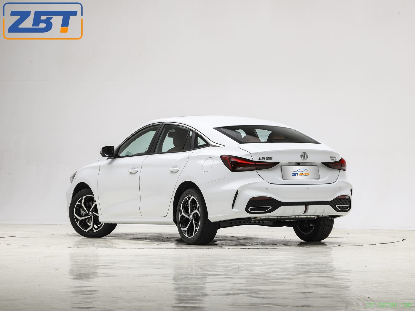 MG5 New Energy Hybrid SUV U.S. Price $13,599.00 - $13,999.00
