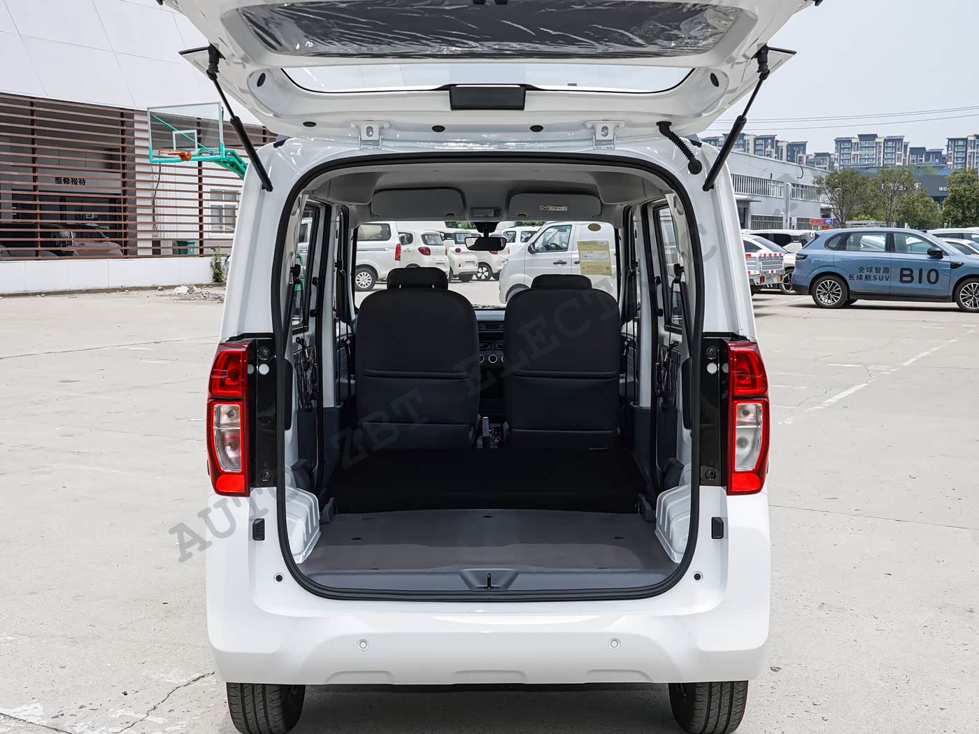 Wuling Sunshine - W82