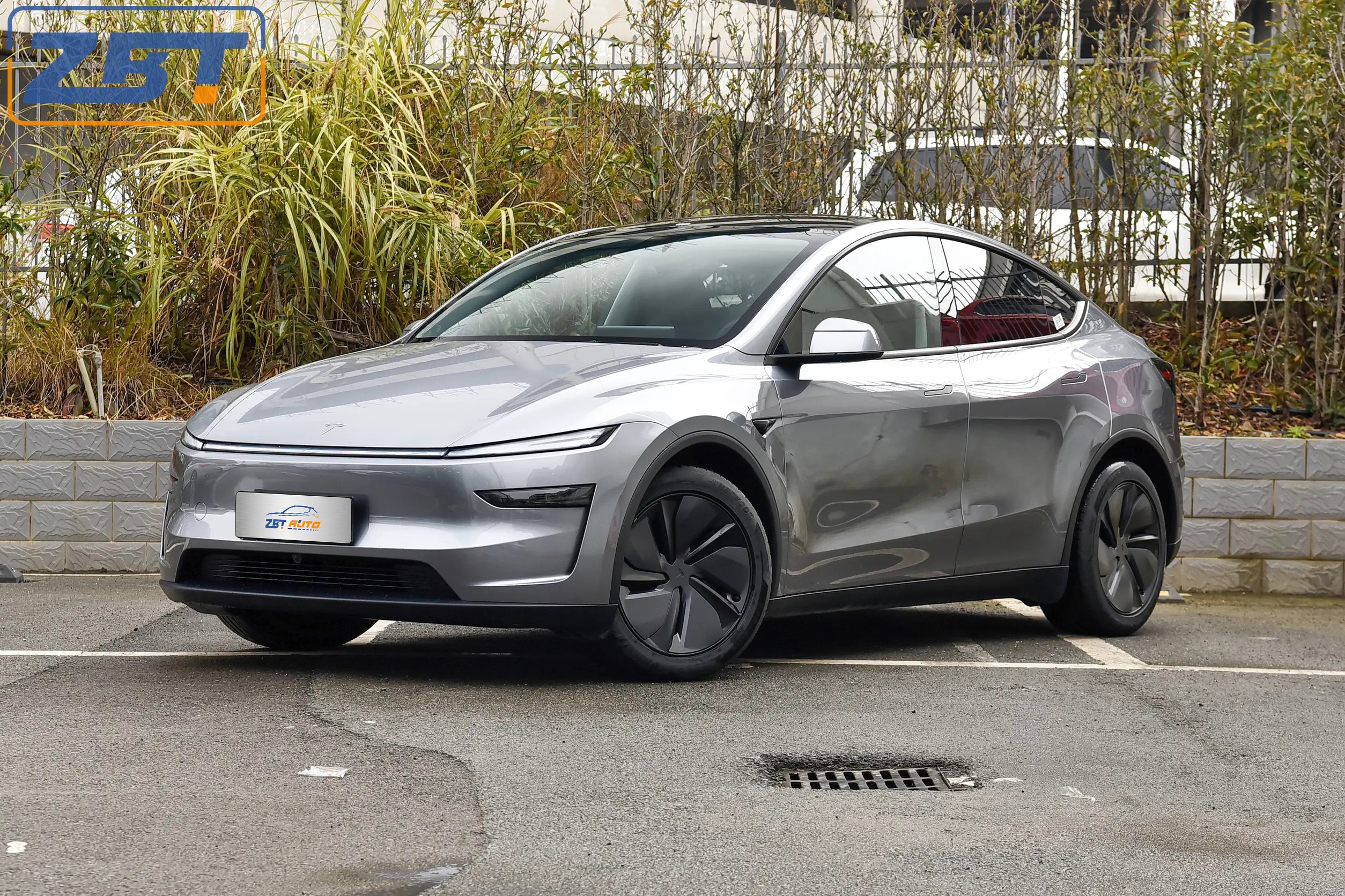 Model Y+ AR02