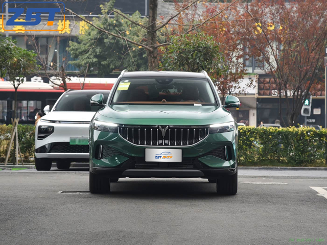 Voyah FREE New Energy Hybrid SUV U.S. Price $36,599.00 - $36,999.00
