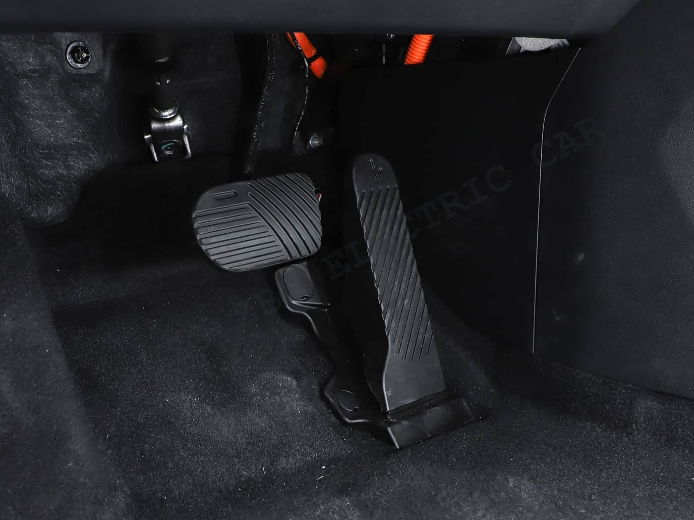 IONIQ V - G65